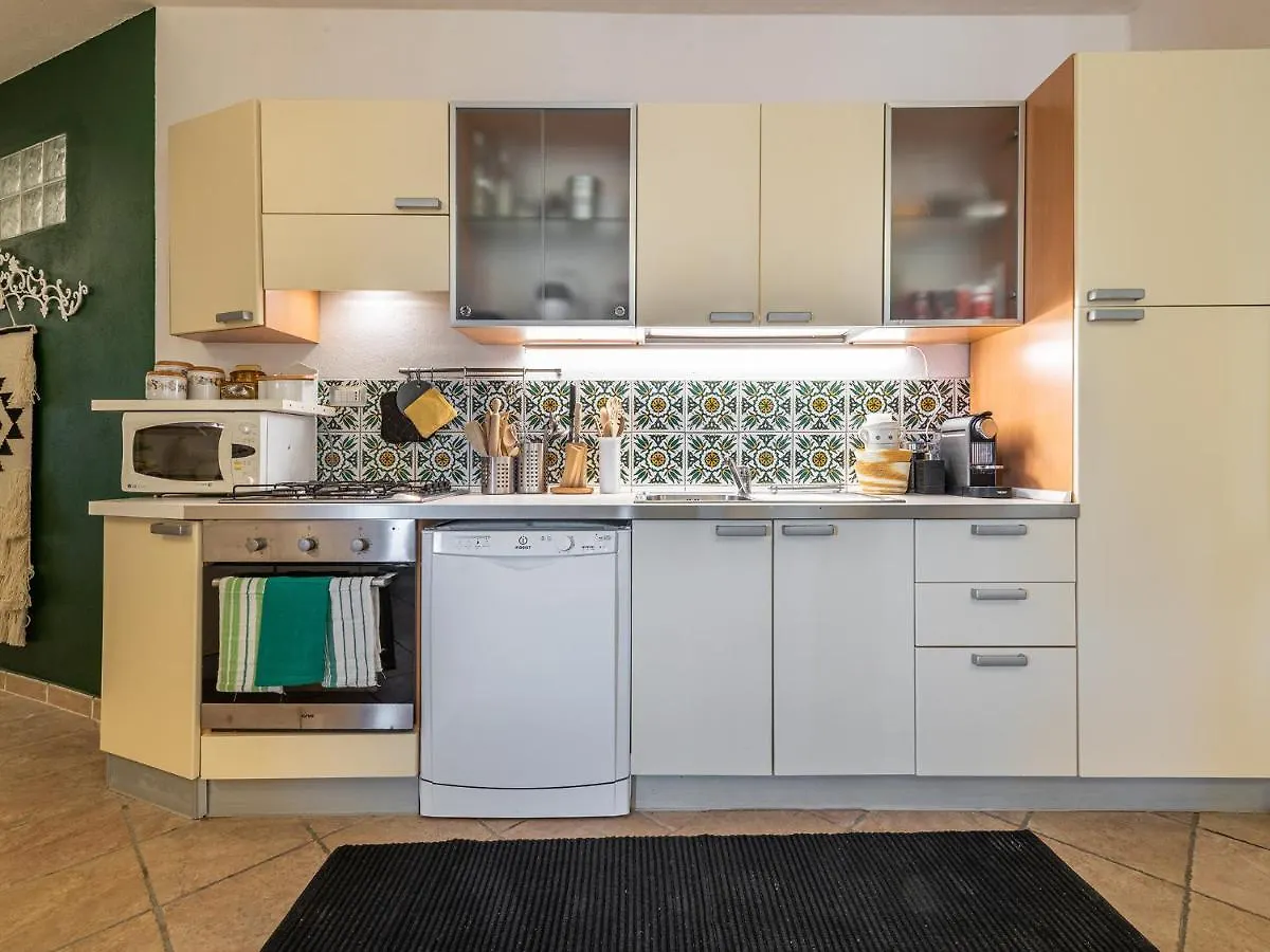 Villasimius Marina House 0*,