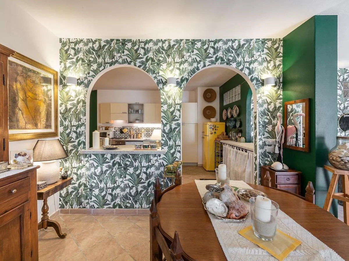 Villasimius Marina House 0*,